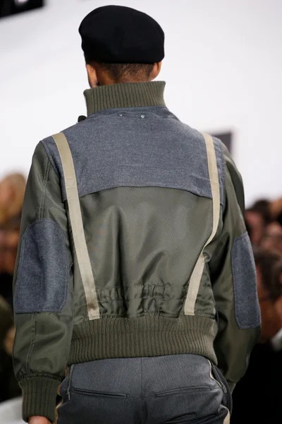 Look 49